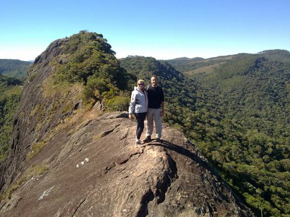 Caminhando sobre o Bauzinho em Campos do Jordão - SP